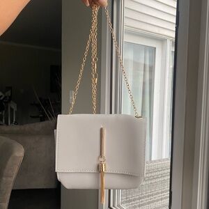 BRAND NEW Grey Purse with Gold Chain